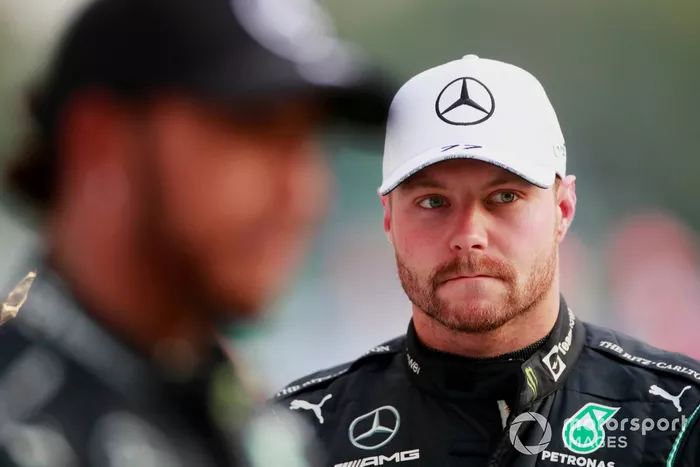 Ganador del primer puesto Valtteri Bottas, Mercedes