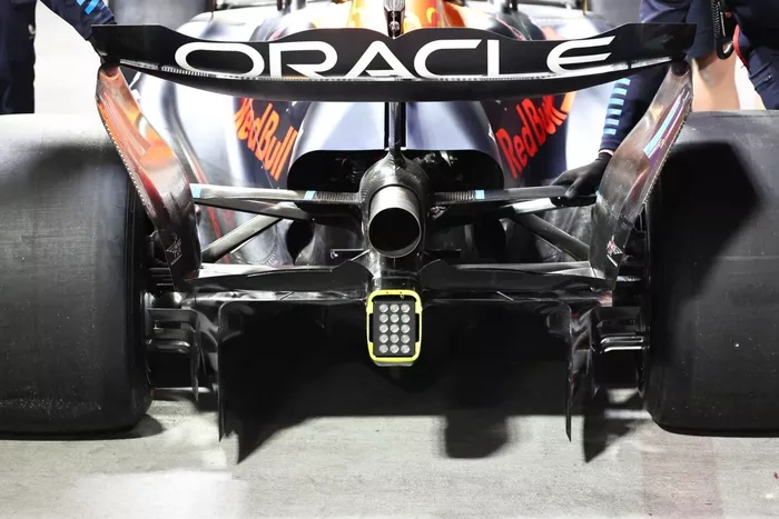 Detalle del alerón trasero del Red Bull Racing RB20