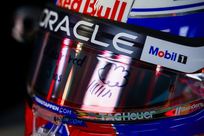 Casco de Max Verstappen, Red Bull Racing
