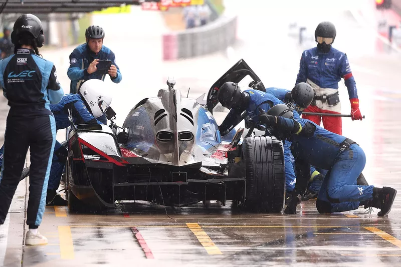 #36 Alpine Endurance Team Alpine A424 : Jules Gounon, Frederic Makowiecki, Mick Schumacher