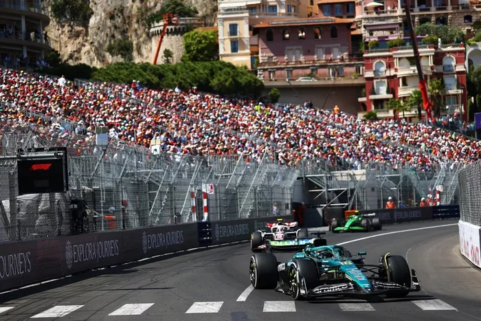 Lance Stroll, Aston Martin Racing, Oliver Bearman, Haas F1 Team
