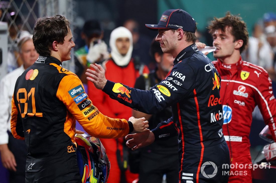 Charles Leclerc, Ferrari, Oscar Piastri, McLaren, Max Verstappen, Red Bull Racing