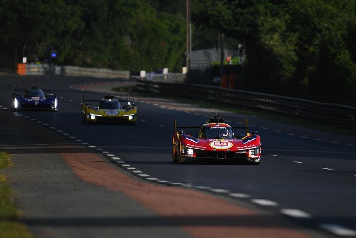 #51 AF Corse Ferrari 499P: Alessandro Pier Guidi, James Calado, Antonio Giovinazzi