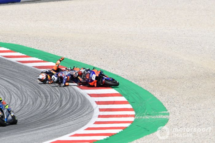 Accidente de Miguel Oliveira, Red Bull KTM Tech 3, Pol Espargaró, Red Bull KTM Factory Racing