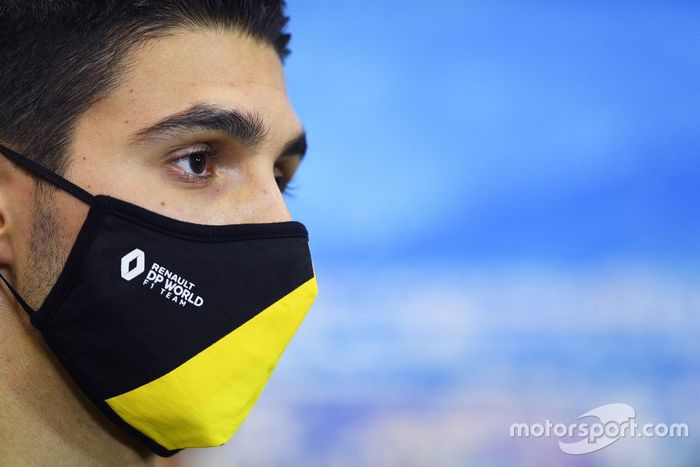 Esteban Ocon, Renault F1en la conferencia de prensa