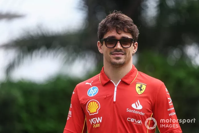  Charles Leclerc, Scuderia Ferrari, llega a la pista