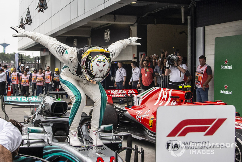 Льюіс Хемілтон, Mercedes AMG F1 W09 EQ Power+
