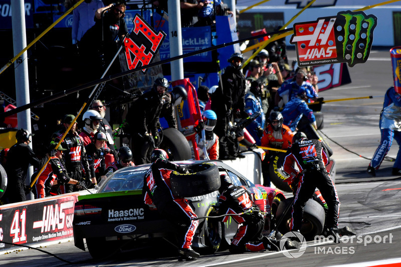 Kurt Busch, Stewart-Haas Racing, Ford Fusion State Haas Automation/Monster Energy
