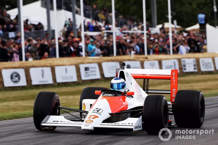 Mika Hakkinen, McLaren MP4/5B