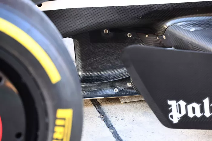Haas VF-24 détails techniques
