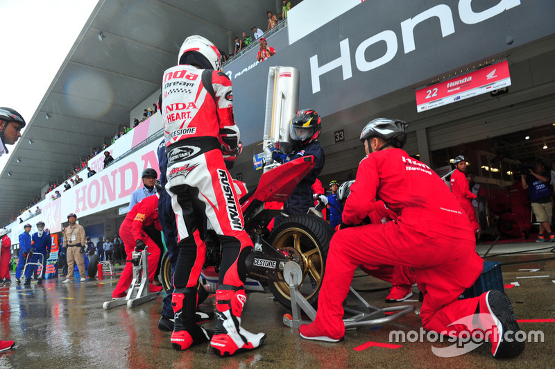 #22 Honda Asia-Dream Racing: Andi Gilang, Zaqhwan Zaidi, Troy Herfoss