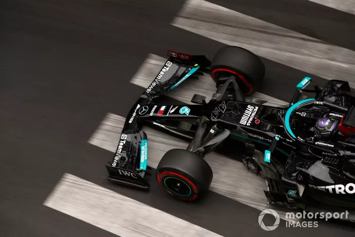 Lewis Hamilton, Mercedes W12