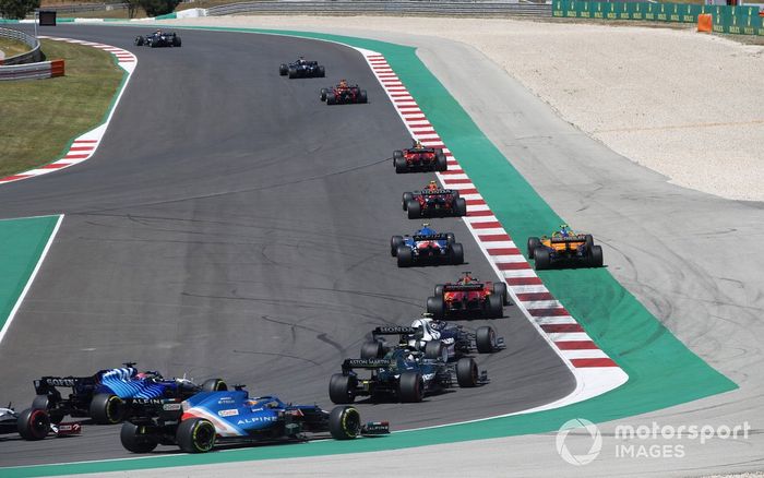 Valtteri Bottas, Mercedes W12, Lewis Hamilton, Mercedes W12, Max Verstappen, Red Bull Racing RB16B, Carlos Sainz Jr., Ferrari SF21, Sergio Pérez, Red Bull Racing RB16B, Esteban Ocon, Alpine A521, Lando Norris, McLaren MCL35M