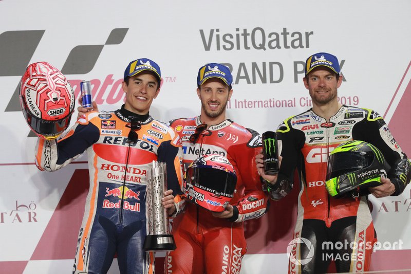 Podio: segundo, Marc Marquez, Repsol Honda Team, ganador, Andrea Dovizioso, Ducati Team, tercero, Cal Crutchlow, Team LCR Honda