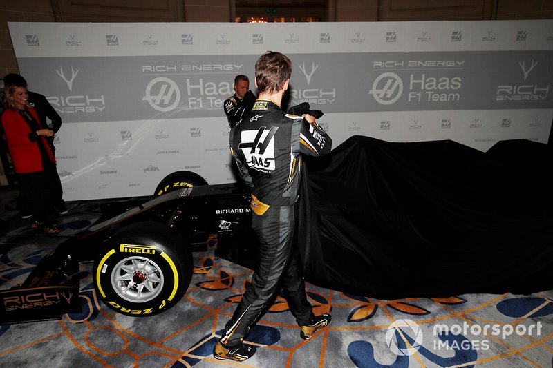 Romain Grosjean, Haas F1 Team y Kevin Magnussen, Haas F1 Team