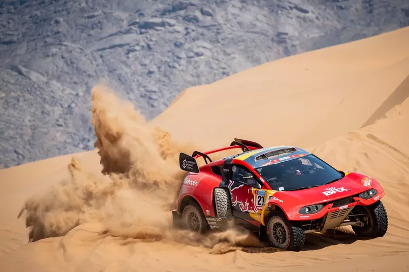 #211 Bahrain Raid Xtreme Prodrive: Sebastien Loeb, Fabian Lurquin