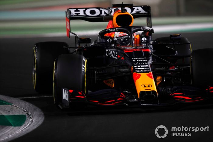 Max Verstappen, Red Bull Racing RB16B