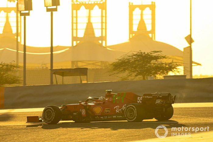 Carlos Sainz Jr., Ferrari SF21