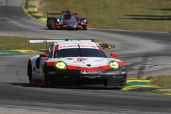#911 Porsche Team North America Porsche 911 RSR: Патрік Пілет, Дірк Вернер, Нік Тенді