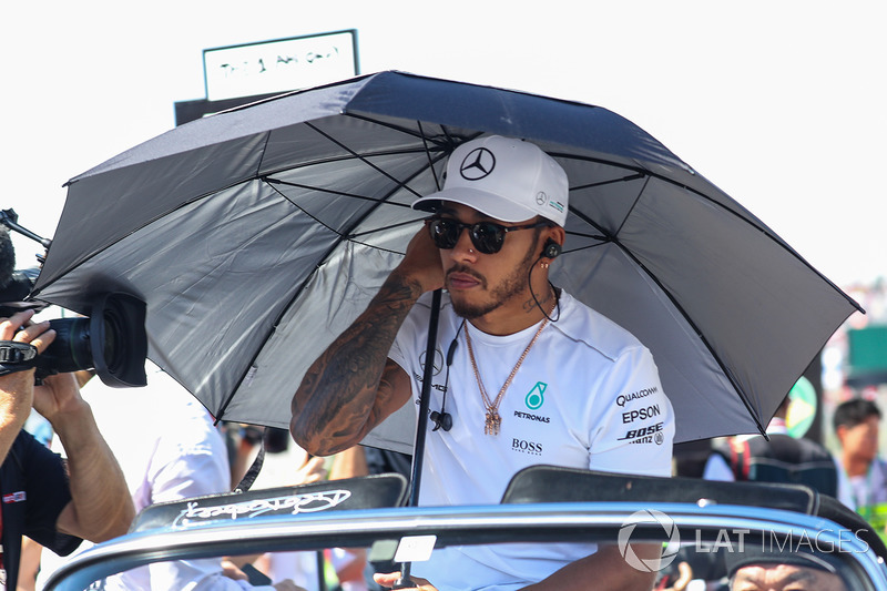 Lewis Hamilton, Mercedes AMG F1 en el desfile de pilotos