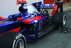 Scuderia Toro Rosso STR12