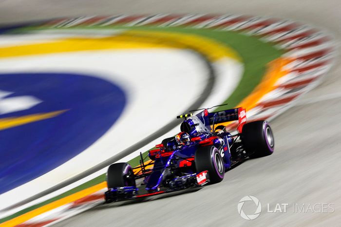 Carlos Sainz Jr., Scuderia Toro Rosso STR12