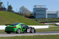 #14 Flying Lizard Motorsports Porsche Cayman GT4 Clubsport MR: Nathan Stacy