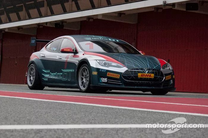El Tesla Model S P85  en Montmeló 