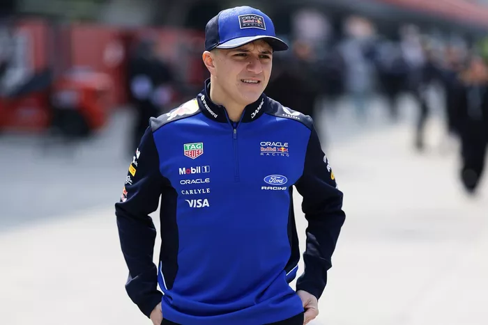 Isack Hadjar, Red Bull Racing