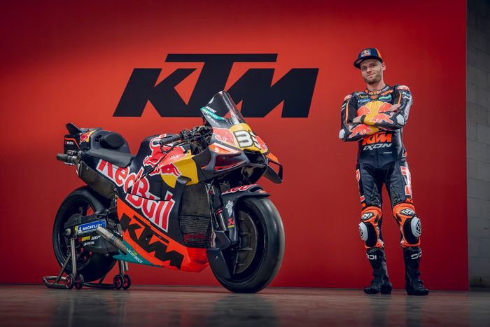 Brad Binder, Tim Balap Pabrik Red Bull KTM