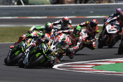 Джонатан Рей, Kawasaki Racing, лідирує на старті