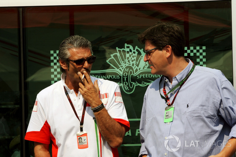 Maurizio Arrivabene, Marlboro Europe Brand Manager talks with Louis Camilleri, CEO of Altria Inc, owner of Philip Morris