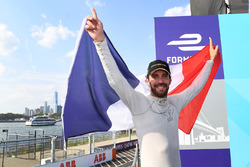 Jean-Eric Vergne, Techeetah, viert feest op het podium