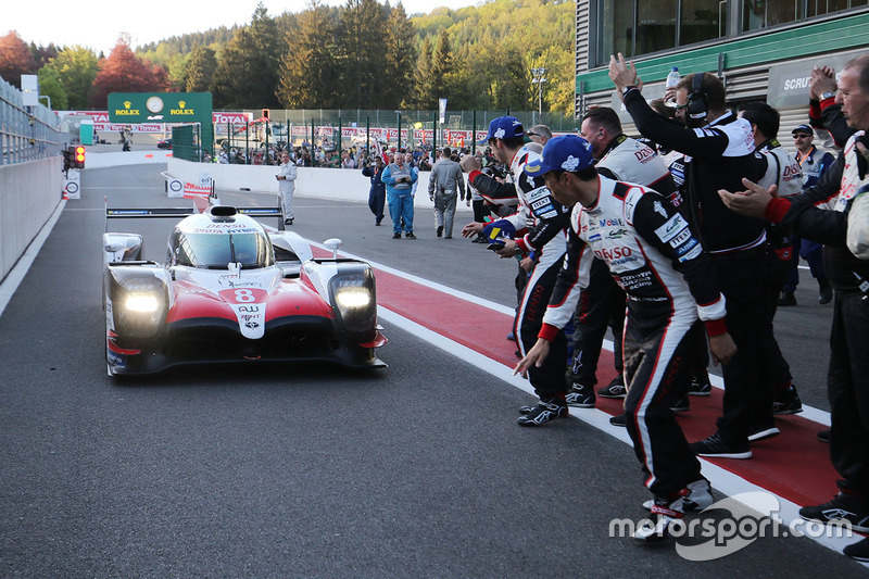 Racewinnaars #8 Toyota Gazoo Racing Toyota TS050: Sébastien Buemi, Kazuki Nakajima, Fernando Alonso