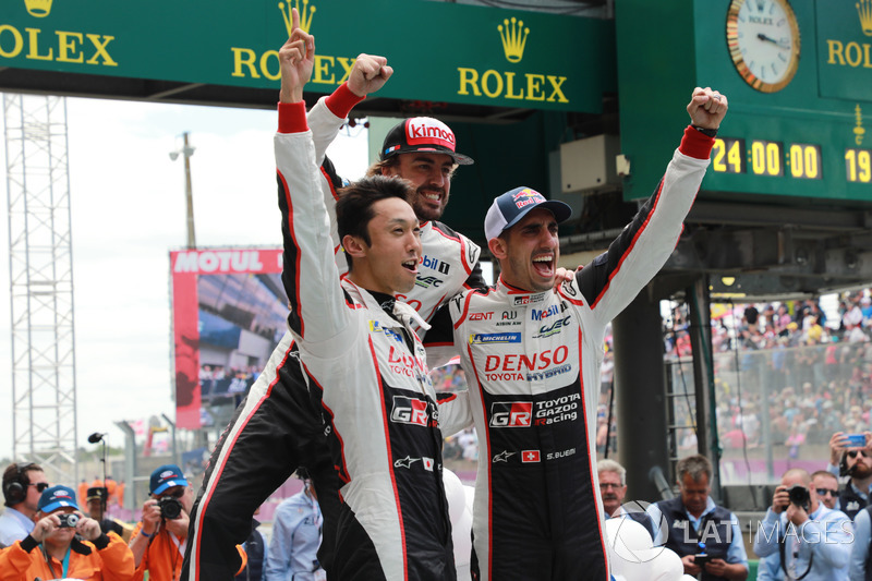 Ganadores #8 Toyota Gazoo Racing Toyota TS050: Sébastien Buemi, Kazuki Nakajima, Fernando Alonso
