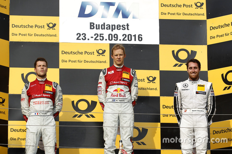 Podium: Ganador, Mattias Ekström, Audi Sport Team Abt Sportsline, Audi A5 DTM; segundo, Adrien Tambay, Audi Sport Team Rosberg, Audi RS 5 DTM; tercero Daniel Juncadella, Mercedes-AMG Team HWA, Mercedes-AMG C63 DTM