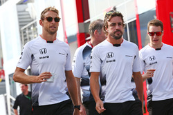 Jenson Button, McLaren met ploegmaat Fernando Alonso, McLaren