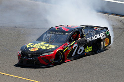 Martin Truex Jr., Furniture Row Racing, Toyota Camry 5-hour ENERGY/Bass Pro Shops celebrates his win with a burnout
