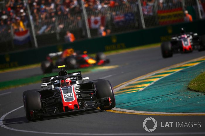 Kevin Magnussen, Haas F1 Team VF-18 Ferrari, Romain Grosjean, Haas F1 Team VF-18 Ferrari, and Daniel Ricciardo, Red Bull Racing RB14 Tag Heuer