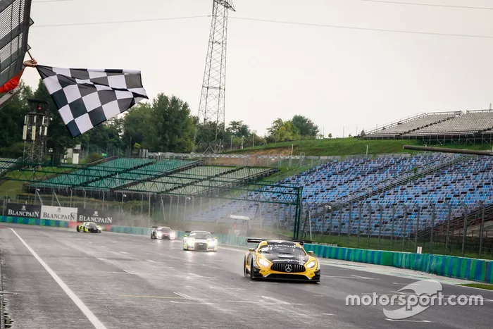 Los ganadores: #88 Akka ASP Team Mercedes-AMG GT3: Raffaele Marciello, Michael Meadows