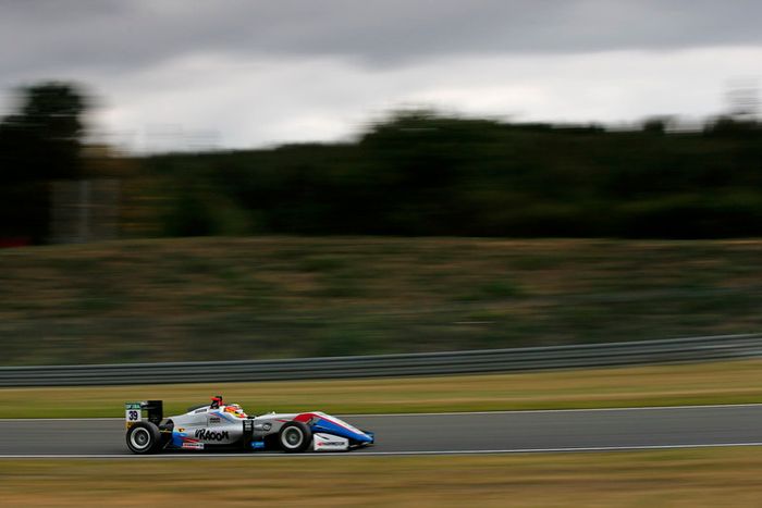 Alex Palou, Hitech Bullfrog GP Dallara F317 - Mercedes-Benz