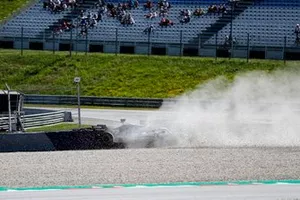 Crash Valtteri Bottas, Mercedes AMG W10