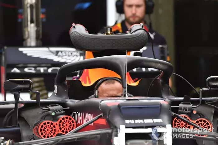 Red Bull Racing RB15 