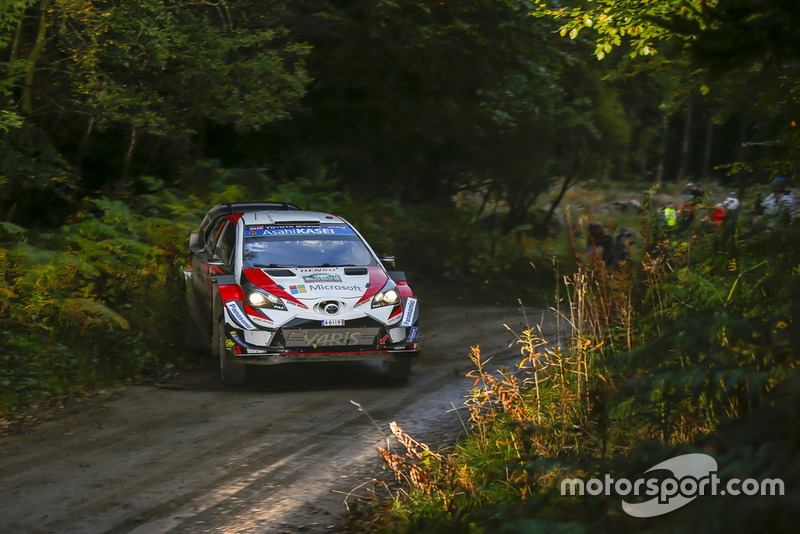 Отт Тянак и Мартин Ярвеоя, Toyota Yaris WRC