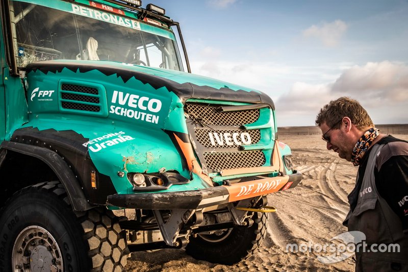Герард де Рой, Мойсес Торральярдона, Дарек Родевальд, Petronas Team de Rooy Iveco, Iveco Powerstar (№503)