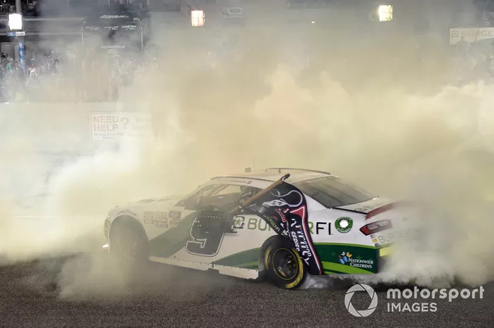 Tyler Reddick, JR Motorsports, Chevrolet Camaro BurgerFi