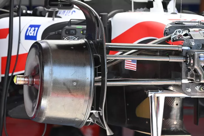Detalle del tambor de freno Haas VF-22