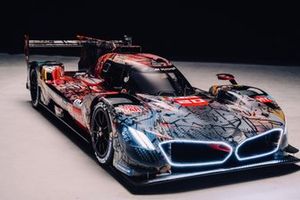 BMW M Hybrid V8 Art Car