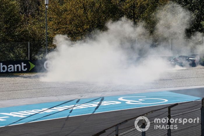 Andrea Kimi Antonelli, Mercedes F1 W15, se cae en la FP1