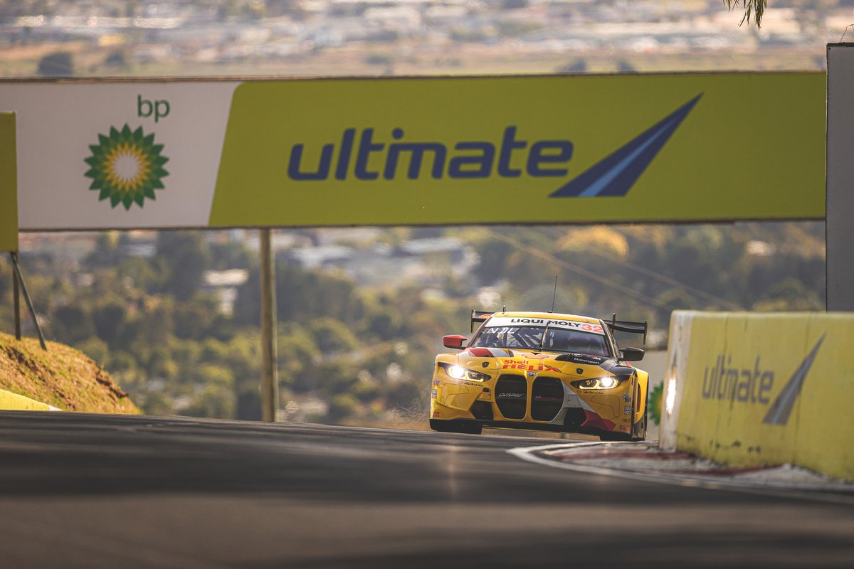 #32 Team WRT BMW M4 GT3: Sheldon Van Der Linde, Dries Vanthoor, Charles Weerts